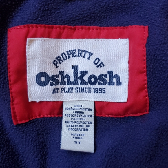 OshKosh Children's Boys Size 3T Red Hooded Jacket. - Picture 7 of 7